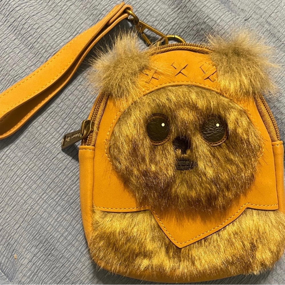 2020 Disney Parks Loungefly Star Wars Ewok Backpack Wristlet Belt